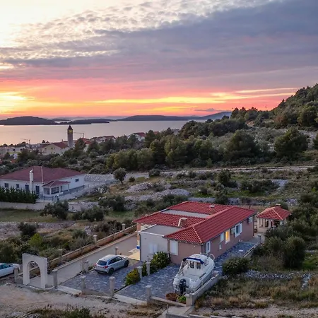 Terracotta Holiday home Zaboric