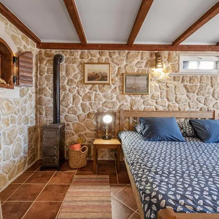 Holiday home Terracotta *