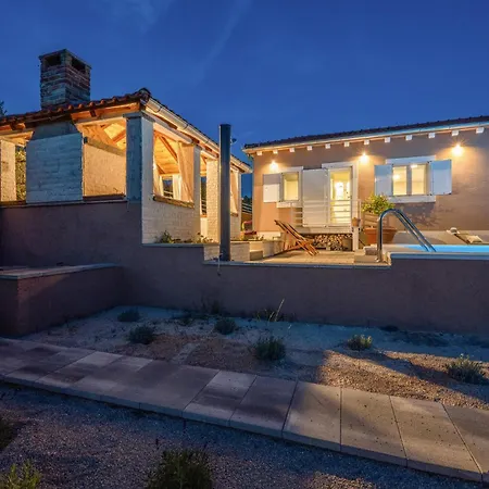 Holiday home Terracotta Zaboric