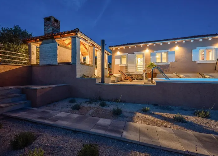 Vikendica Terracotta Zaboric